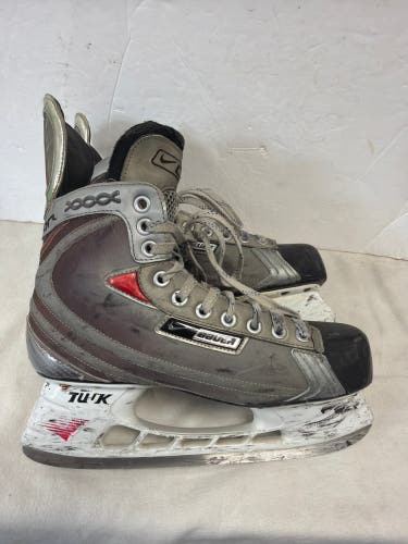 Bauer Vapor XXXX Hockey Skates Regular Width 8 (Used)