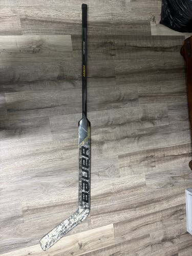 Senior Bauer Supreme Mach Full Right Goalie Stick 27" Paddle (Used)