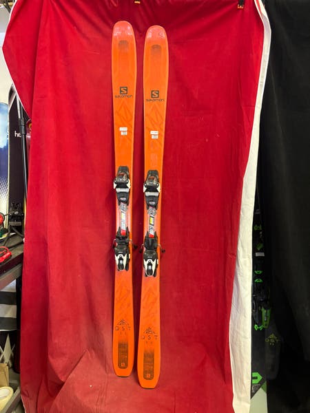 new salomon skis 2018 QST Lumen 98 suiting young skiers keen to explore the whole mountain. Salomon QST 100 Skis 2026