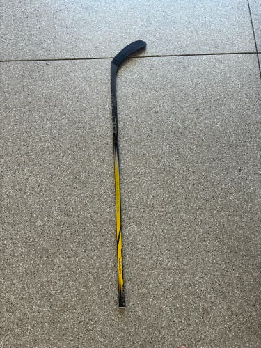 Jamie Benn Custom Gold Bauer Vapor Hyperlite 2 (O33 Build) Hockey Stick-LH-87 Flex-P90T