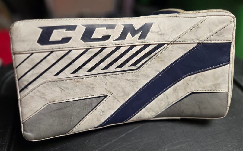CCM Axis 1.5 Regular (Used)
