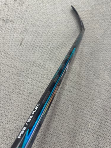 Intermediate Bauer Supreme Fuse Right Handed Hockey Stick P92 55 Flex (New)