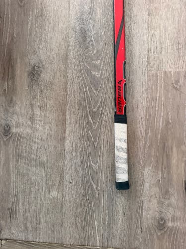 Senior Bauer Vapor X4 Right Handed Hockey Stick P28 70 Flex (Used)