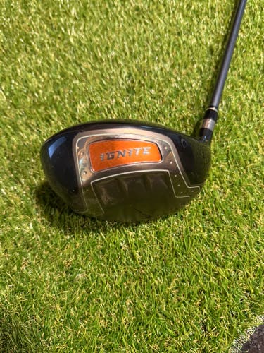 2004 Nike Ignite 460 Left Hand Driver 9.5 Loft Graphite/Steel Shaft (Used)