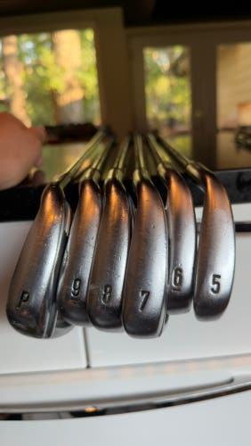 Callaway Apex Right Handed Iron Set Stiff Flex (Used)