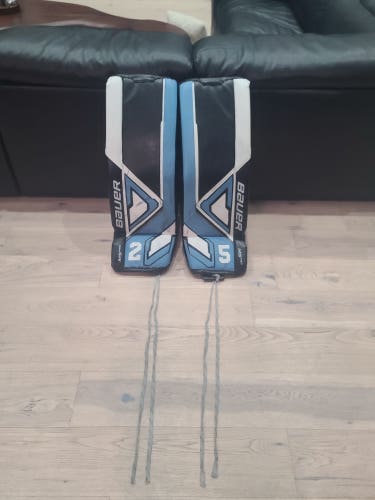 33" 2022 Bauer Supreme M5 Pro Goalie Leg Pads padskinz customized (Used right leg pad laces broken))