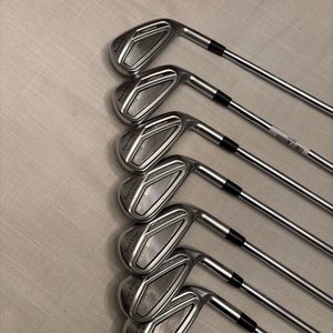 Men's 2021 Tour Edge Exotics E721 Aw-5 Right Handed Iron Set Stiff Flex (Used)