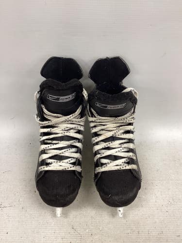 Used Bauer SELECT SUPREME Youth Hockey Skate Youth 13.0 11851-S000049069