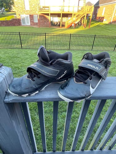 Black Men's Size M 10.0 (W 11.0) Adult Nike Trout High Top Molded Cleats (Used)