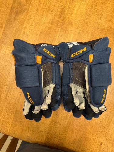 CCM HG95T Gloves 13" Pro Stock (Used)