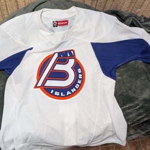 White Size 56 Men's CCM Jersey