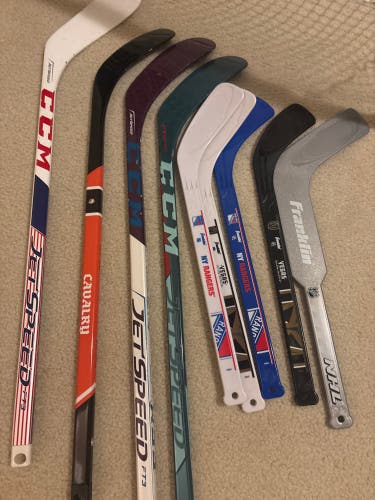 Mini Knee Hockey Set - See Description