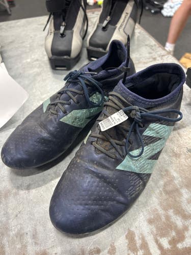 Used New Balance Soccer Cleats Navy Blue Adjustable 11337-S000491946