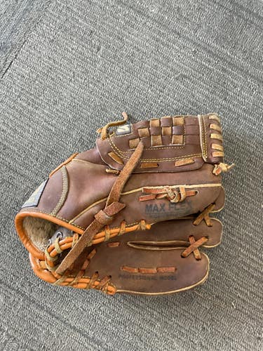 Used Mizuno MZ1022 BB/SB Glove RH Throw Brown 10" 11614-S000240246