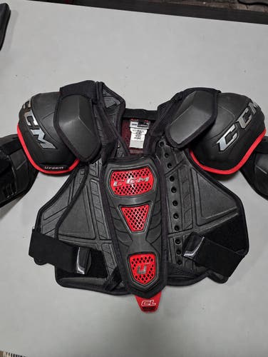 Men's Large Senior CCM U+ CL Shoulder Pads (New)
