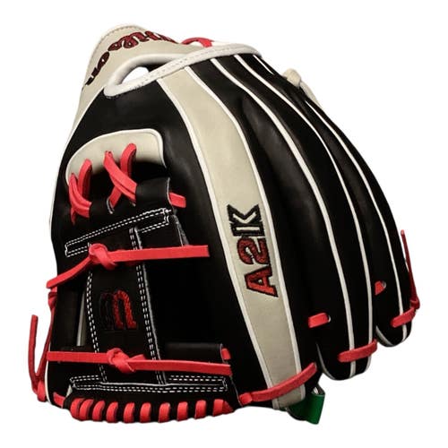Used Wilson A2K 1724 BB/SB Glove RH Throw Black 11 3/4" 11846-S000107730