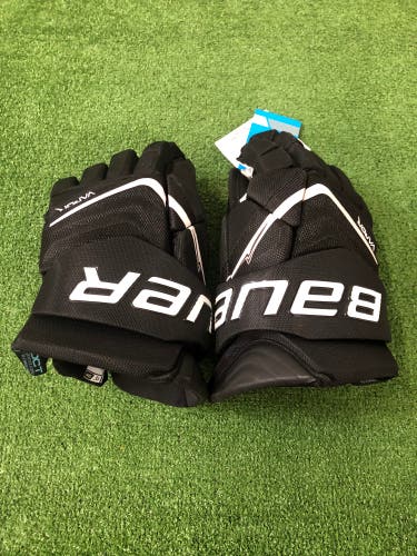 Bauer Vapor Flylite Gloves | Intermediate Size 13"