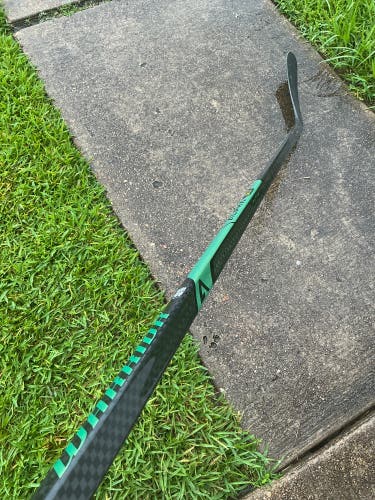 Senior Warrior Alpha LX3 Hockey Stick Left Hand W03 85 Flex (New)