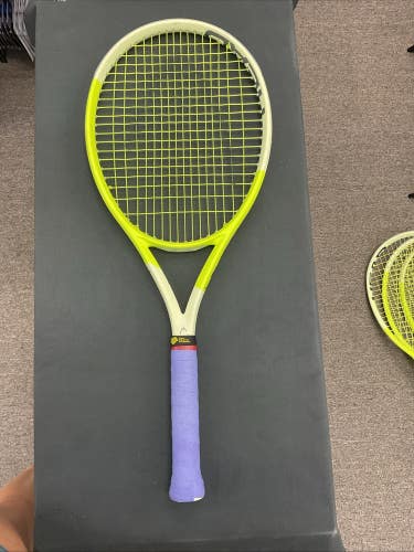 Used Head Extreme MP Grip Size 4 1/4