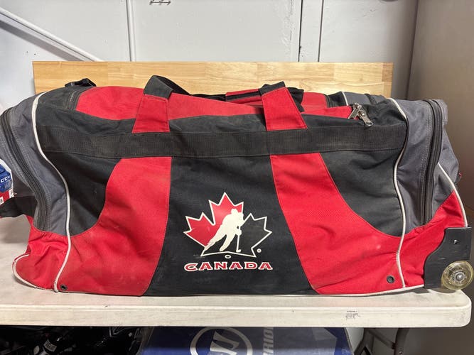 Team Canada roller Bag (Used)