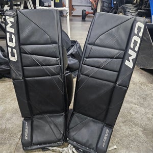 30" 2022 CCM Extreme Flex 5.9 Goalie Leg Pads (Used)