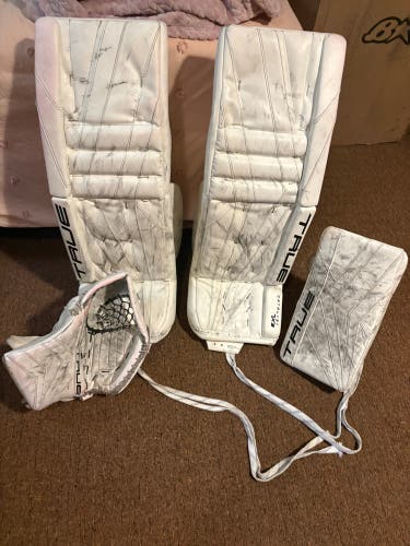 31" True 7X3 Regular Goalie Full Set (Used)
