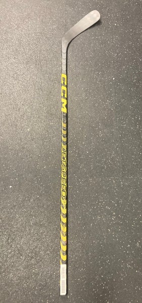 GOLD Junior New RIGHT Hand, 40 Flex, P29 CCM JetSpeed FT5 Pro Hockey Stick