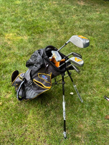 Junior US Kids Golf WT-10S Right Handed Clubs (Full Set) Junior 5 Pieces (Used) 63 Inches