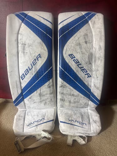 26" 2017 Bauer Vapor X700 (2017 Model) Goalie Leg Pads (Used)