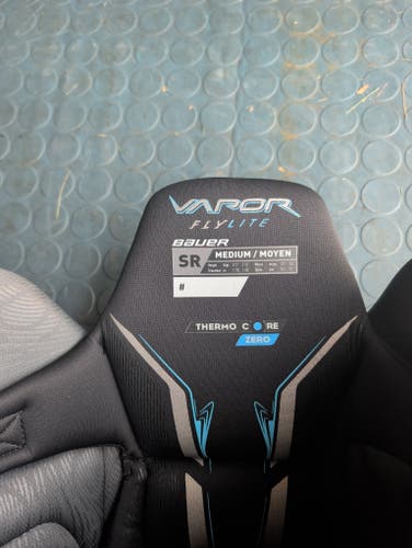 Men's Senior Medium Bauer Vapor Flylite Hockey Pants