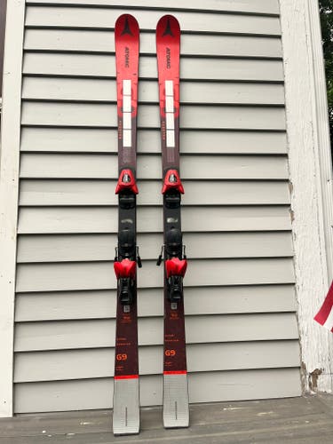 Atomic Redster G9 152 cm GS Race Skis with Bindings – Excellent Condition
