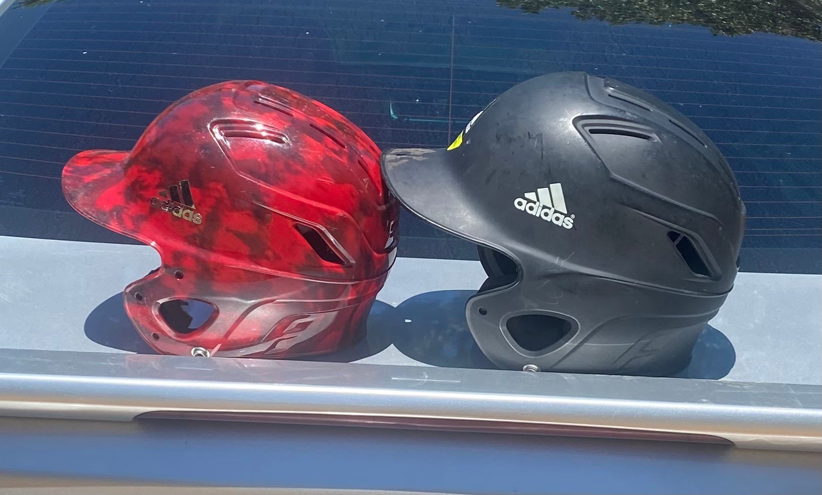 adidas motorcycle helmet Triple Stripe 6 3/8"7 3/8" Batting Lightweight and comfortable protection that you can easily put on and fasten with a chin strap Small / Medium Adidas Phenom