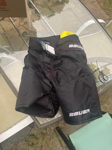Men's Senior Small Bauer Hockey Pants Pro Stock (New)