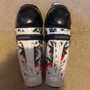 Senior CCM JetSpeed FT6 15" Shin Pads (Used)