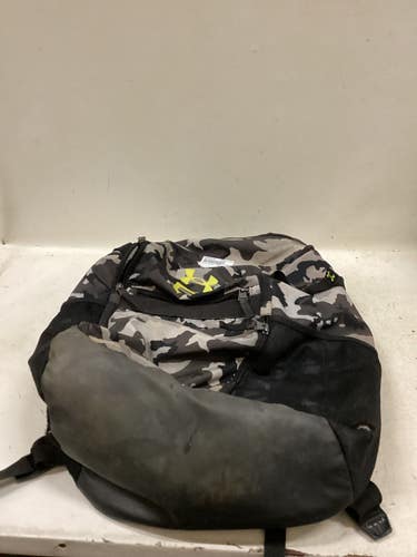 Used Under Armour CAMO BB/SB Player Backpack Black 11725-S000504108