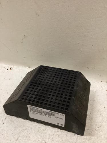 Used Wilson Football Accessory 11725-S000504316