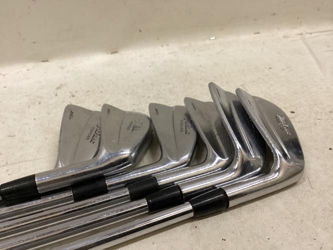 Used Titleist 690 MB FORGED Mens Iron Set RH 4I-9I 11725-S000504732