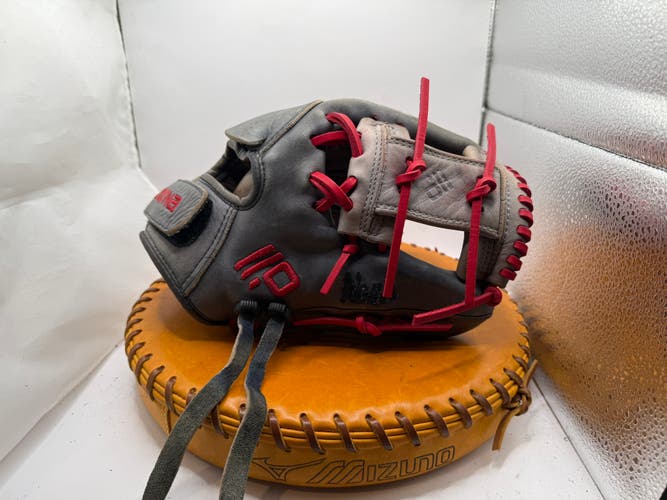 Infield RH Nokona American Kip Baseball Glove 11.75" (Used)