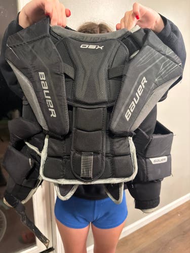 Large/Extra Large Bauer GSX Goalie Chest Protector (Used)