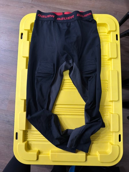 Black Large Boys Bauer Compression (Used)