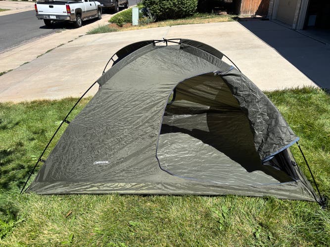 Catoma Outdoor Combat 2-Person 3 Season Tent - Dual Doors & Vestibules (Olive Green)