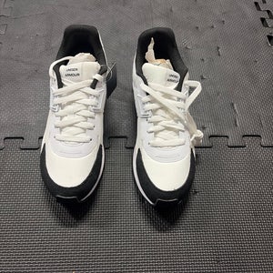 Men's Size M 10.0 (W 11.0) Adult Under Armour Yard Turf Shoes (New)