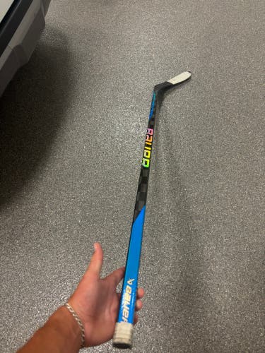 Senior Bauer Nexus Sync Right Handed Hockey Stick 77 Flex (Used)
