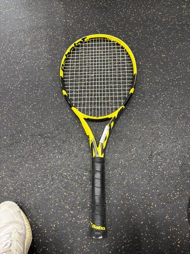 Used Babolat PURE AERO Adult Tennis Racquet Yellow 4 1/4" 11337-S000492089