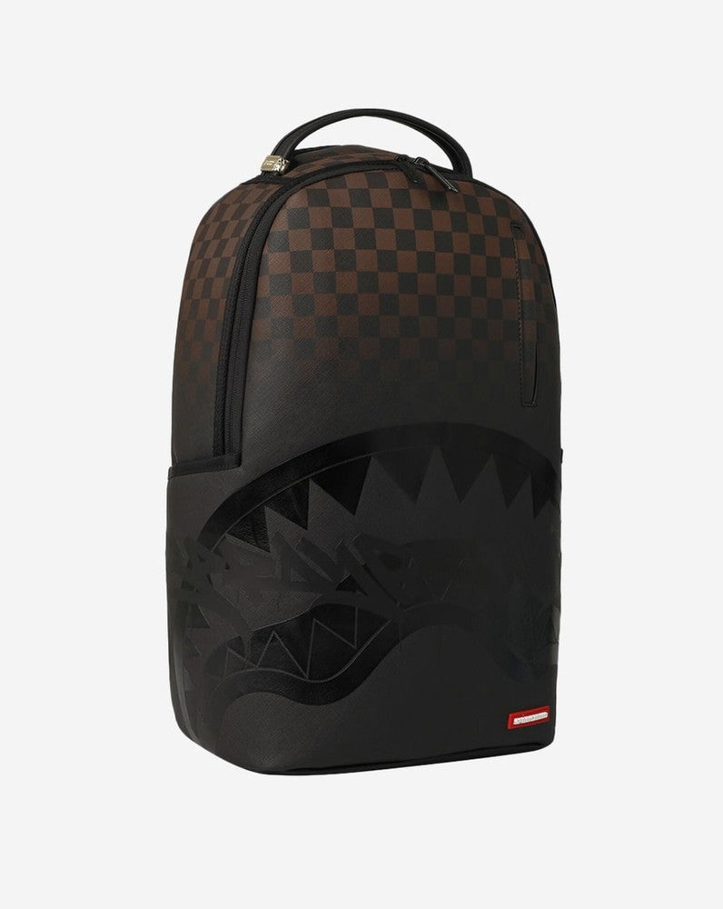 louis vuitton backpack shark teeth SPRAYGROUND Sharks IN Paris Painted DLXVF in fact it can be recognized by the classic brown color with check Sprayground Shark Central Lax Unisex