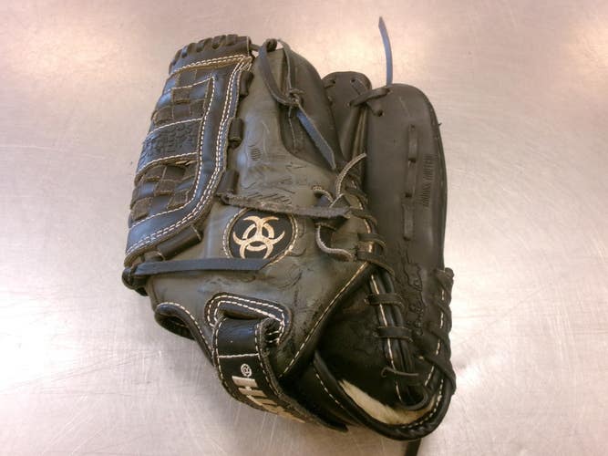Used MUTANT BB/SB Glove RH Throw Black 13" 11339-S000204347
