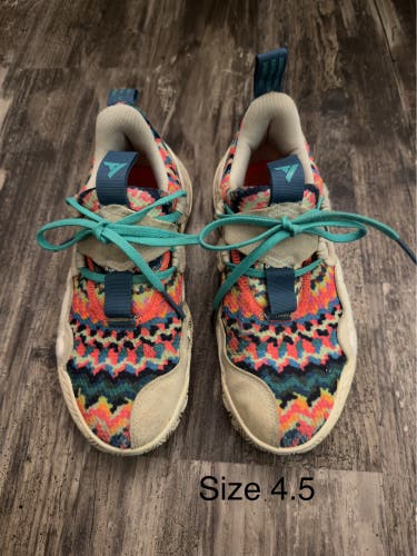 Size 4.5Y Adidas Trae Young 1 “tie dye”  (Used)