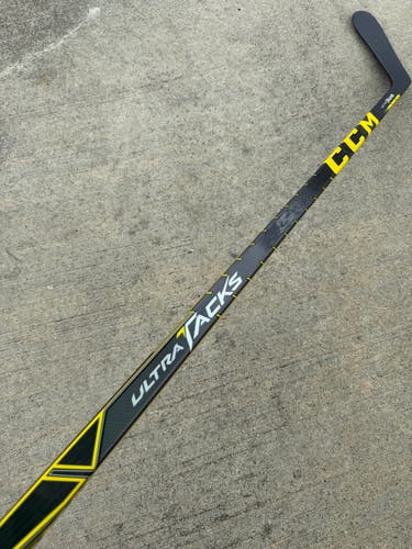 CCM Ultra Tacks Pro Stock Hockey Stick 100 Flex Left P6 Curve 7584