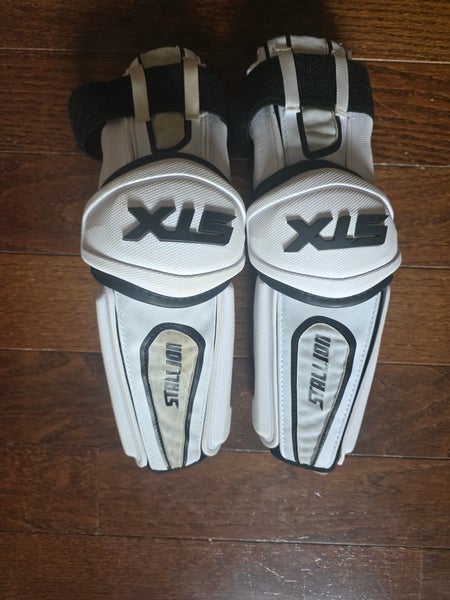 Medium Adult STX Stallion 500 Arm Pads (Used)
