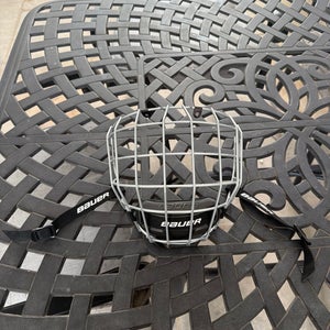 Medium Bauer Profile II Facemask (New)